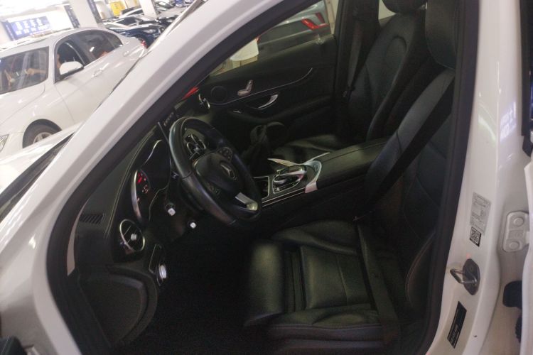 奔驰C级 2018款 C 180 L 时尚型运动版中控内饰19