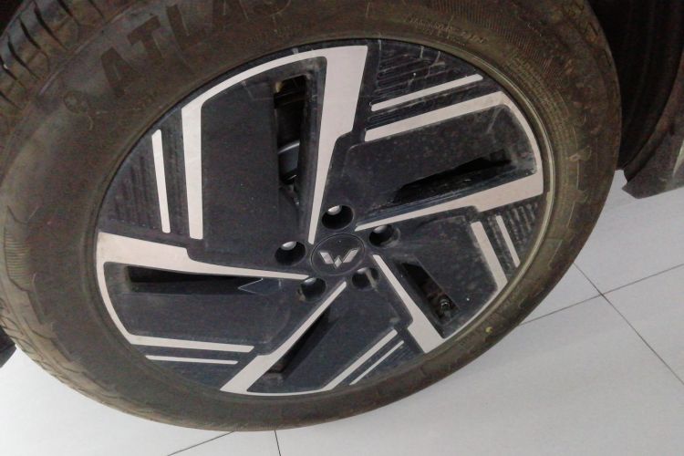 五菱汽车 五菱星光S 2024款 130km 领航型车身外观6008