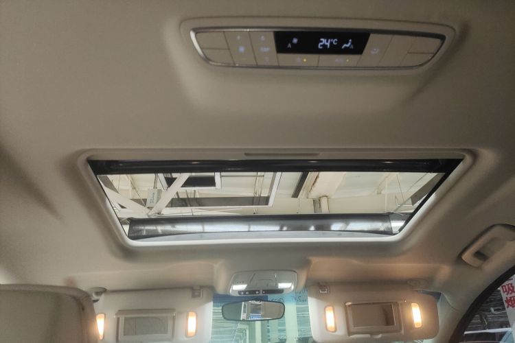 别克GL8 2023款 ES陆尊 舒适型中控内饰22