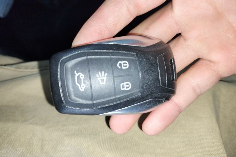 东南DX7 2015款 1.5T 自动豪华型中控内饰7001