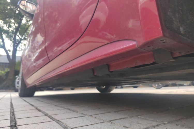 捷豹XE 2015款 2.0T 200PS R-Sport局部细节9003