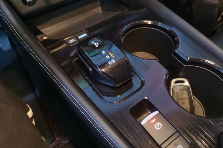 日产 奇骏 2023款 e-POWER 超混双电机四驱豪华版局部细节18