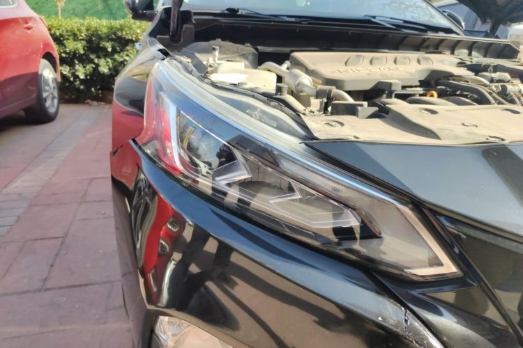 日产 天籁 2019款 2.0L XL 舒适版车身外观8