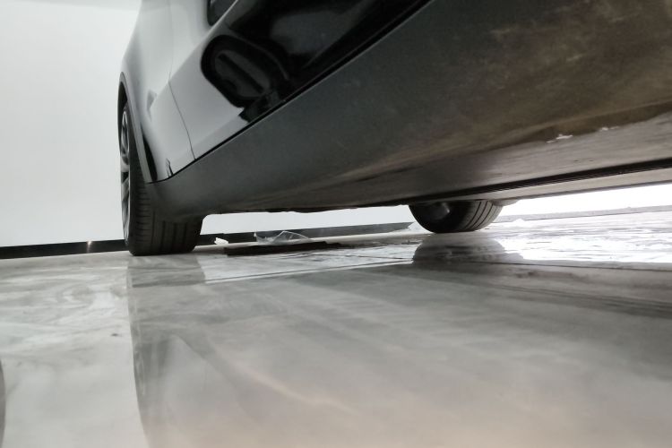 特斯拉 Model Y 2022款 Performance高性能全轮驱动版局部细节9001