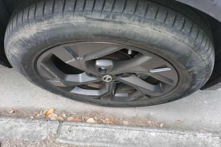 广汽传祺 传祺GS3 2023款 影速 270T 劲享版车身外观6007