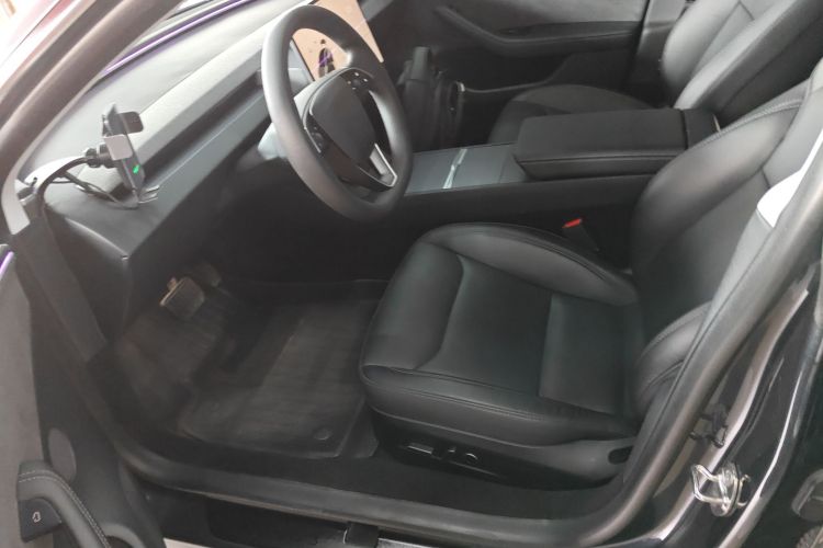 特斯拉 Model 3 2023款 长续航全轮驱动版局部细节19