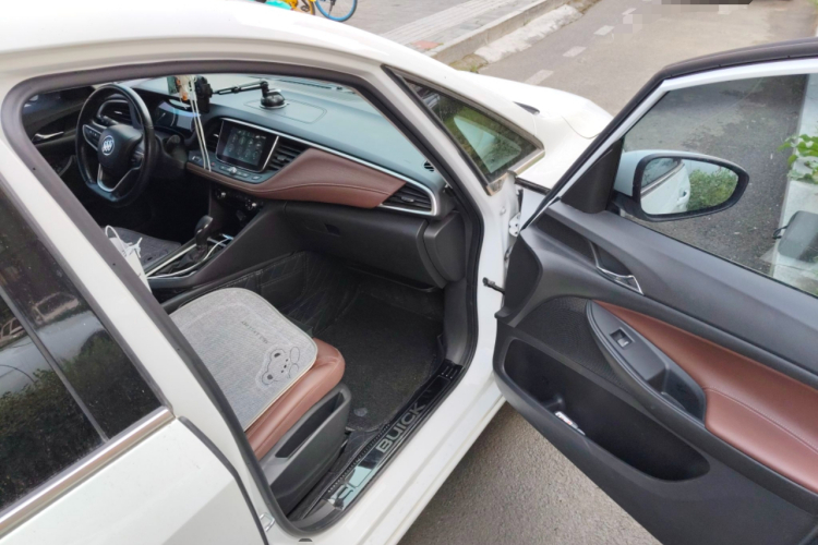 别克GL6 2019款 18T 6座互联尊贵型 国VI局部细节9005