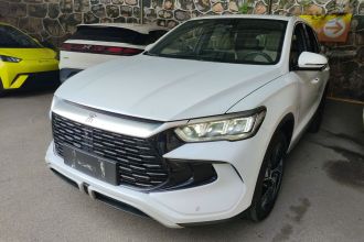 比亚迪 宋Pro新能源 2024款 荣耀版 DM-i 110KM卓越型