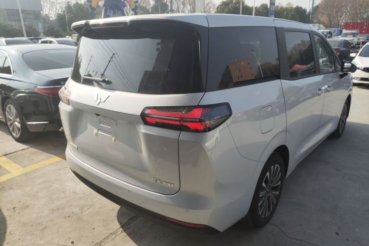 五菱汽车 星光730新能源 2025款 插混 125km 豪华型车身外观6005