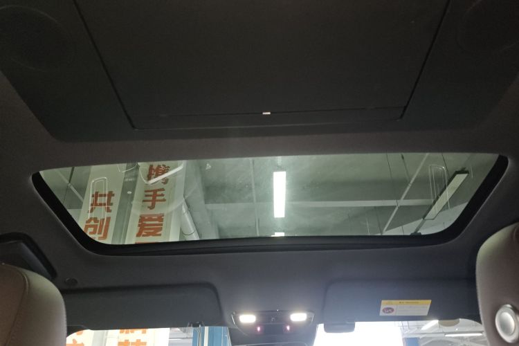 理想汽车 理想L9 2022款 Max中控内饰22
