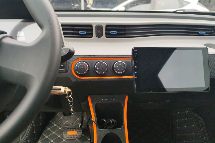 五菱汽车 宏光MINIEV 2022款 自在款 磷酸铁锂中控内饰16