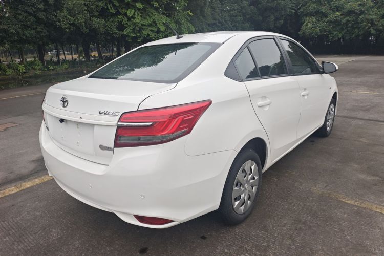 丰田 威驰 2019款 1.5L CVT创行版车身外观7