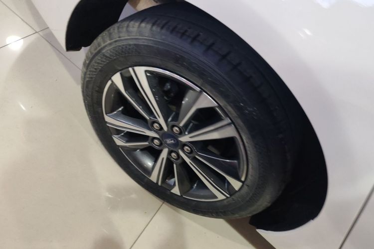 福特 福睿斯 2021款 1.5L 自动钻石版车身外观6008