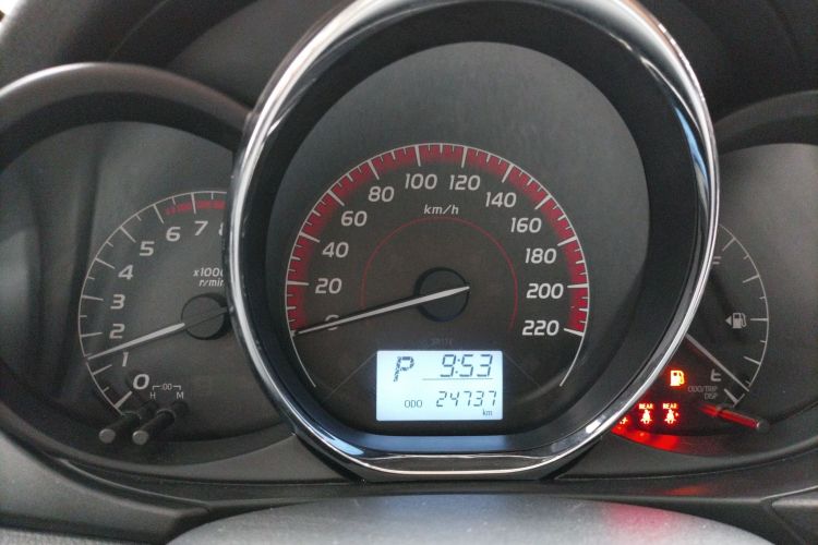 丰田 威驰 2021款 1.5L CVT创行版中控内饰14