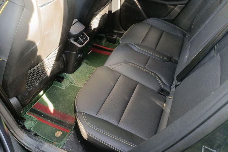 领克06 2023款 Remix 1.5T Hero中控内饰21