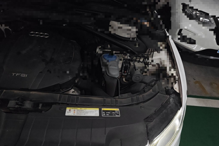 奥迪Q5 2016款 40 TFSI 技术型局部细节9007