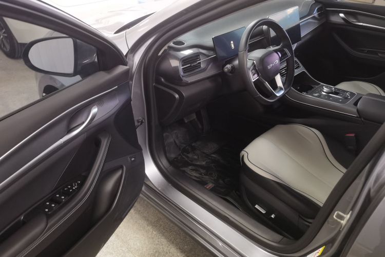 比亚迪 驱逐舰05 2023款 冠军版 DM-i 120KM 尊贵型中控内饰20