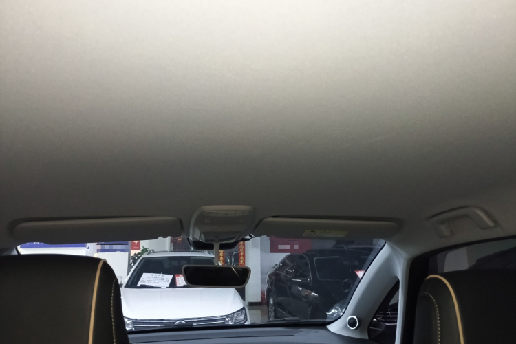 宝骏KiWi EV 2021款 艺术家 三元锂中控内饰22