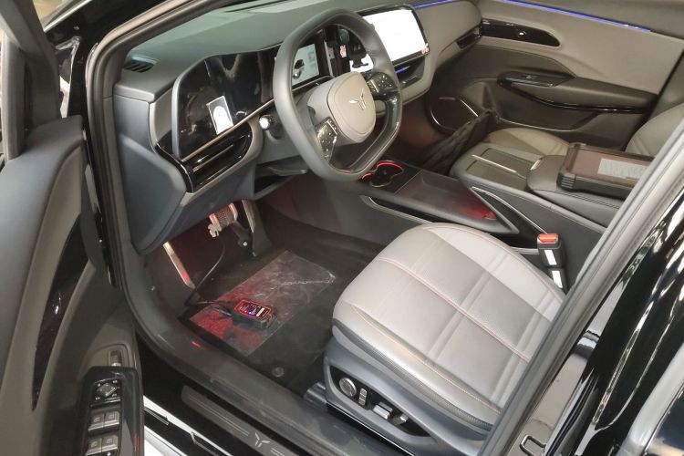 红旗EH7 2024款 600 Pro中控内饰20