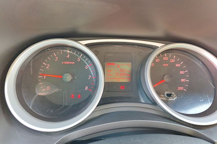 五菱汽车 五菱宏光 2019款 1.5L S标准型国VI LAR局部细节14