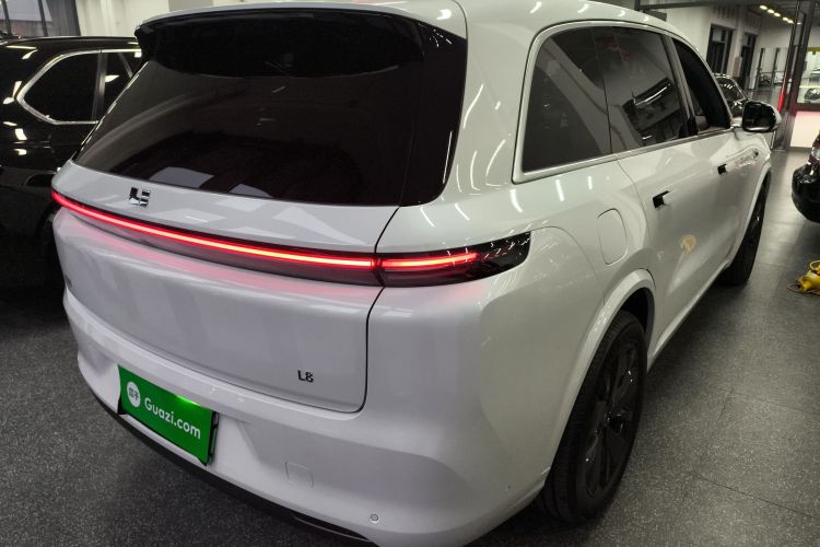 理想汽车 理想L8 2025款 Pro 智能焕新版车身外观7