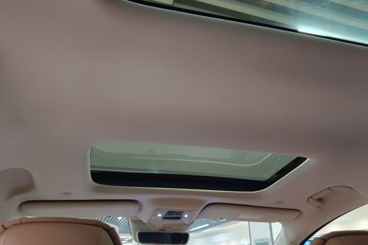 腾势D9 2022款 EV 600 四驱旗舰型中控内饰22