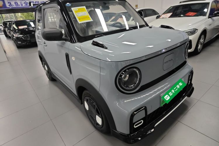 吉利银河 2025款 210km 熊猫卡丁车身外观3