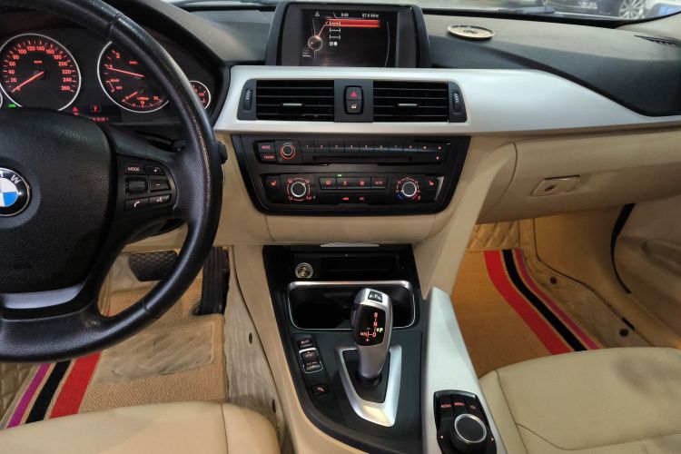 宝马3系 2015款 316Li 时尚型局部细节16