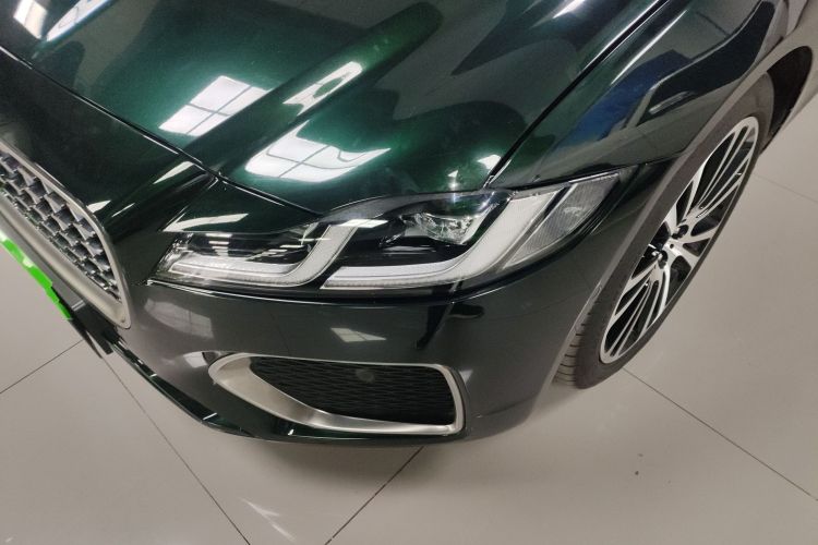 捷豹XFL 2022款 XFL 2.0T P250 两驱尊享豪华版局部细节36