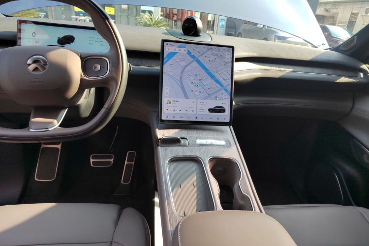 蔚来ES7 2022款 75kWh中控内饰16