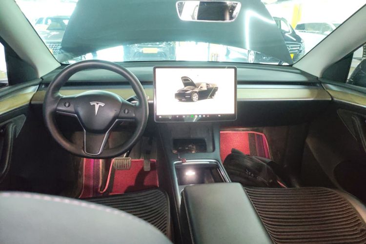 特斯拉 Model Y 2022款 后轮驱动版中控内饰12