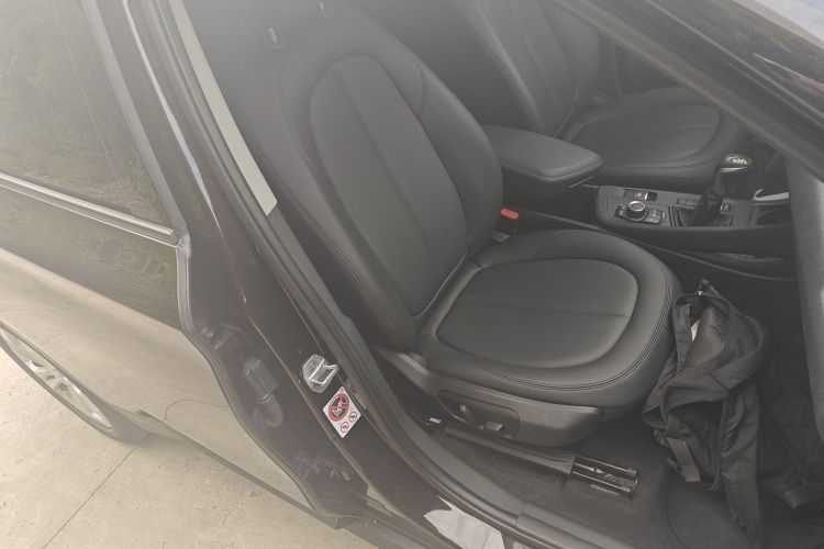 宝马X1 2016款 sDrive18Li 尊享型中控内饰41