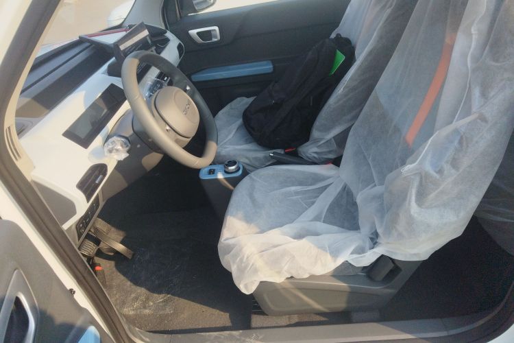 吉利银河 2024款 熊猫mini 200km 耐力熊中控内饰19