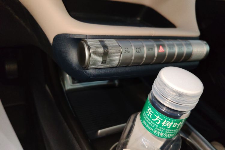 比亚迪 海豚 2021款 405km 时尚版中控内饰18