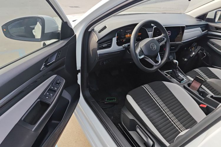 大众 宝来 2023款 200TSI DSG畅行版中控内饰20