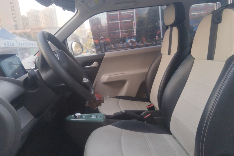 长安启源 长安Lumin 2022款 210km 香甜款中控内饰19