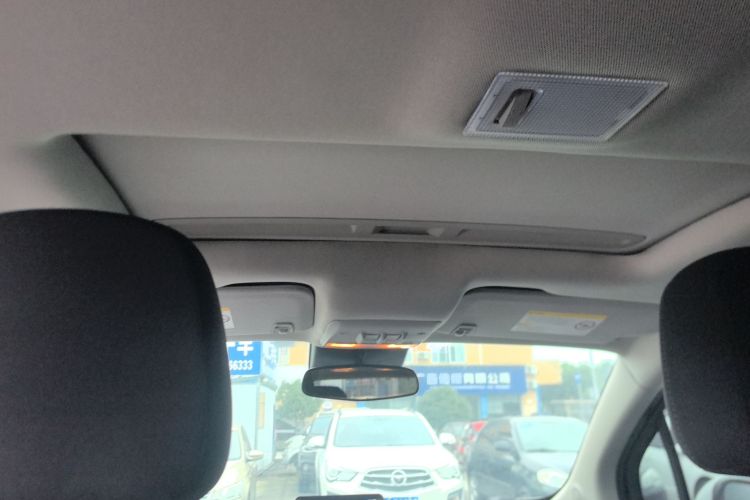 别克 昂科拉 2014款 1.4T 手动两驱都市进取型中控内饰22