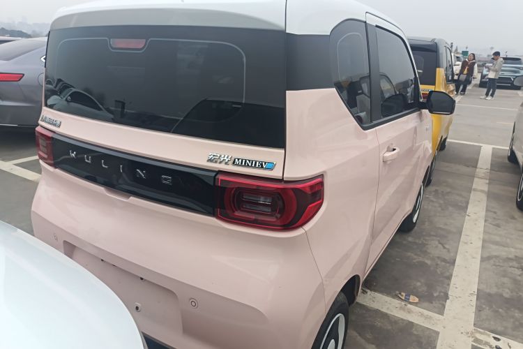 五菱汽车 宏光MINIEV 2022款 马卡龙时尚款 磷酸铁锂车身外观7