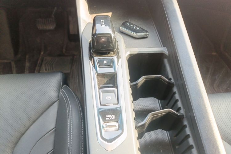 吉利汽车 2022款 缤瑞COOL 1.5T DCT风驰版局部细节18