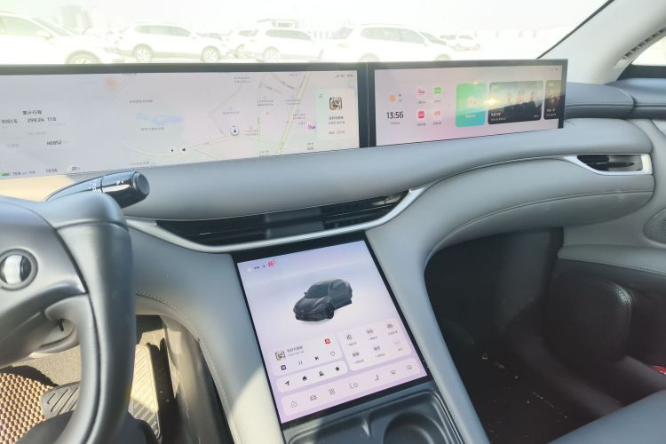 智己汽车 智己LS6 2023款 Max 标准版中控内饰16