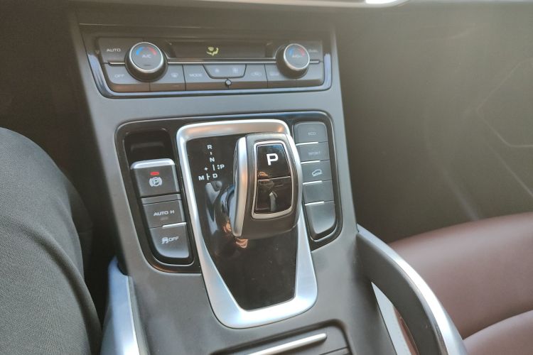 吉利汽车 博越 2022款 1.8TD DCT智雅型局部细节18