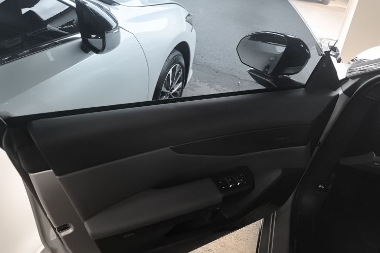 领克07 2024款 EM-P 126长续航 Halo中控内饰47