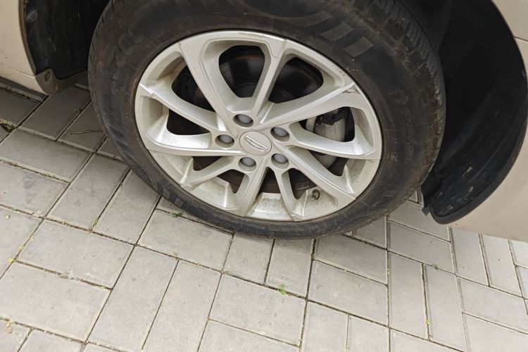 吉利汽车 帝豪 2021款 UP 1.5L 手动豪华型车身外观6007