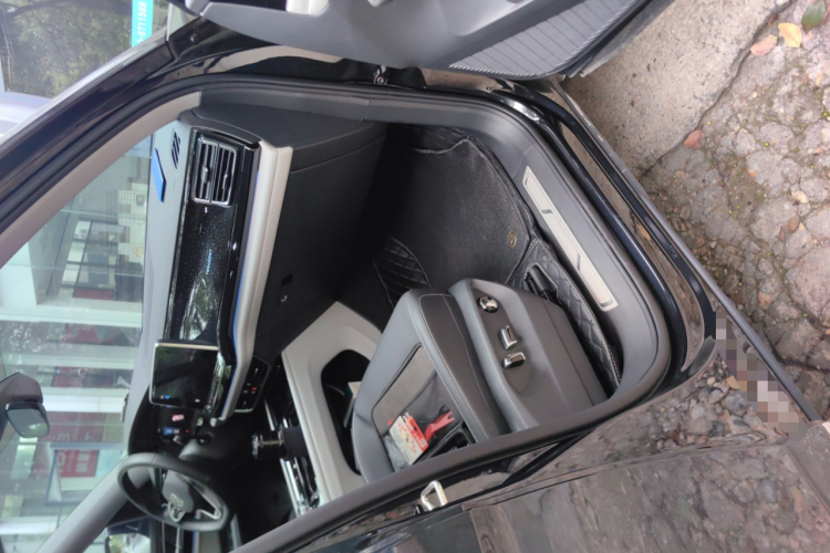 大众 途昂 2024款 530 V6 四驱龙祥版局部细节9005