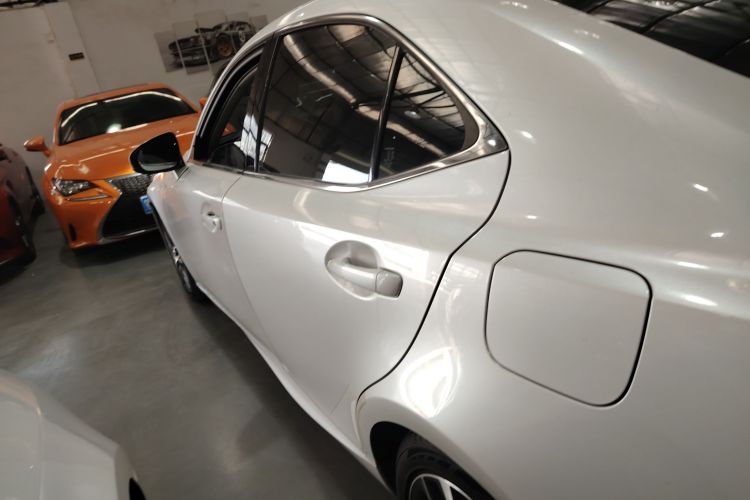 雷克萨斯IS 2017款 300 锋尚版车身外观6003