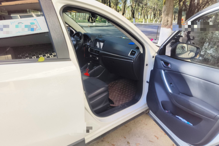 马自达CX-5 2015款 2.5L 自动四驱尊贵型局部细节9005