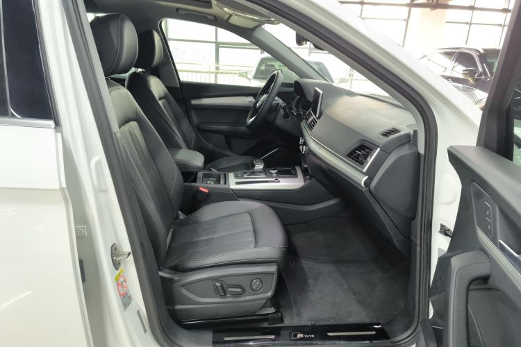 奥迪Q5L 2020款 改款 40 TFSI 荣享时尚型局部细节41