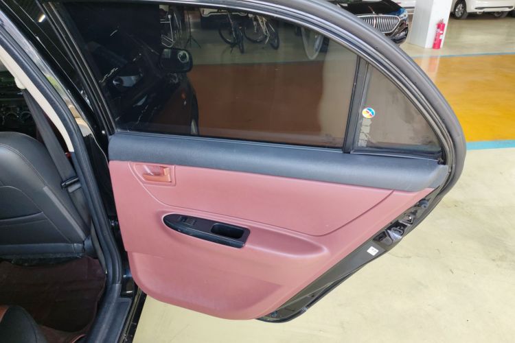 比亚迪F3 2018款 1.5L 手动经典型中控内饰45