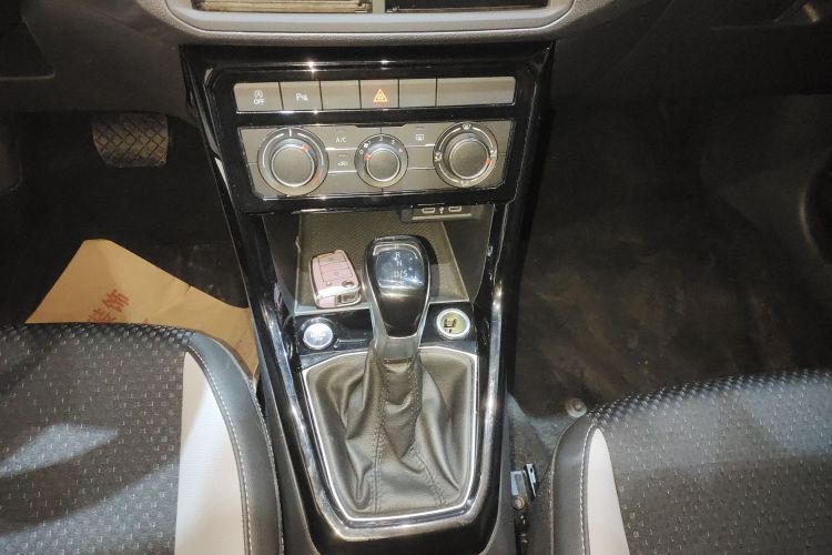 大众 探影 2021款 1.5L 自动 悦智联版中控内饰18