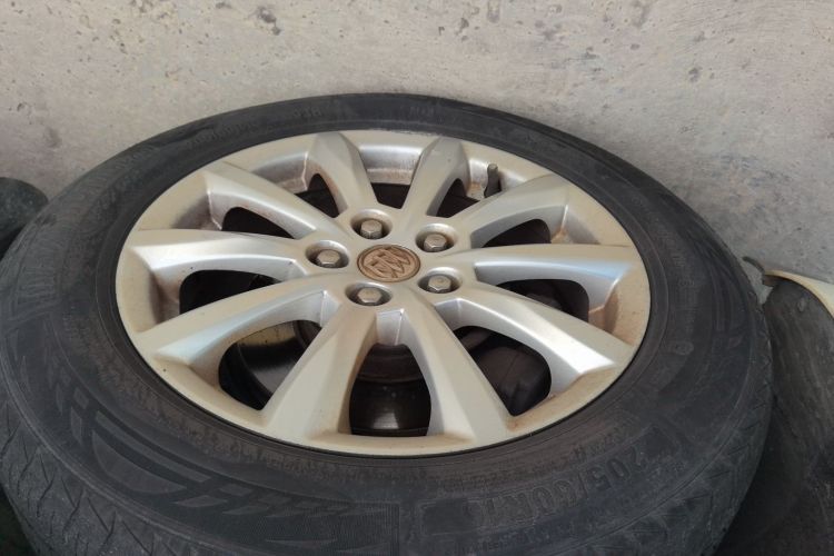 别克 英朗 2013款 GT 1.6L 自动时尚版车身外观6007